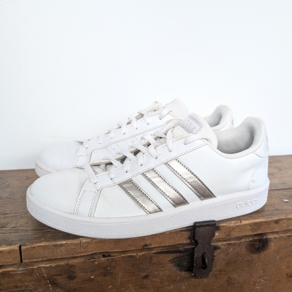 Adidas Women's Grand Court White Size 9.5 - Excellent Condition - Picture 1 of 8